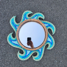 Load image into Gallery viewer, 21in Mariners Crest No2