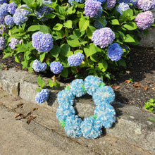 Load image into Gallery viewer, New England Hydrangea Wreath