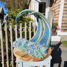 Load image into Gallery viewer, The Mariner&#39;s Curl
