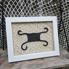 Load image into Gallery viewer, 11x14in Devil's Purse
